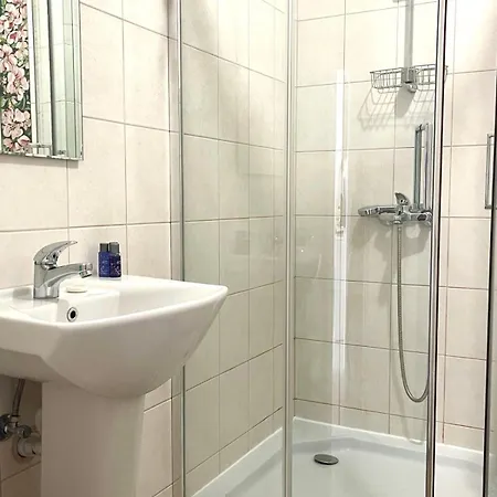 Apartcomplex Splendid Apart-hotel Saints Constantine and Helena