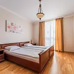 Apartcomplex Splendid 3*