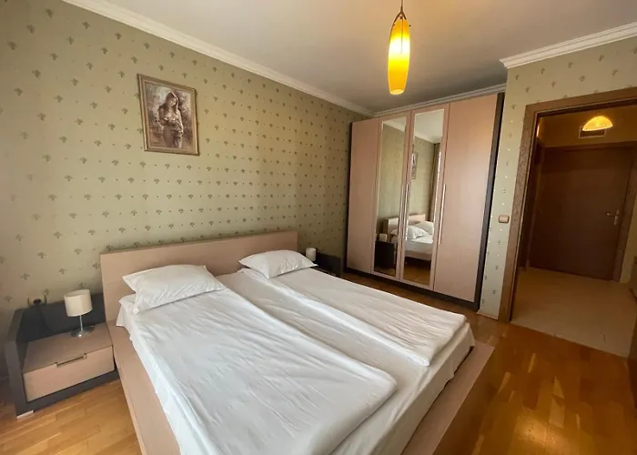 アパートホテル Apartcomplex Splendid セインツ・コンスタンティン＆ヘレナ